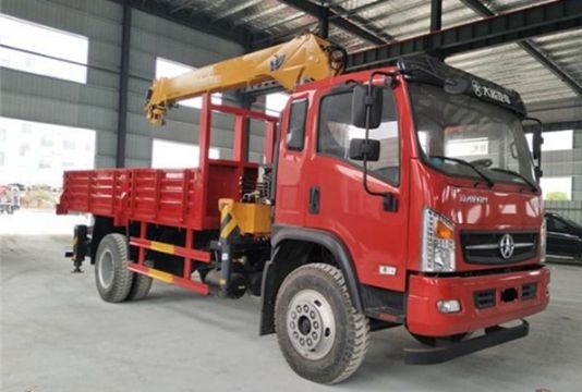 點擊查看詳細信息<br>標(biāo)題：5噸大運隨車吊 閱讀次數(shù)：2247